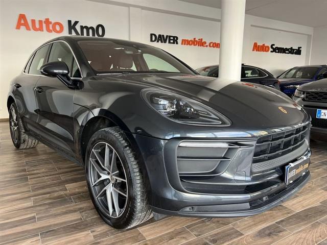 PORSCHE MACAN 2.0