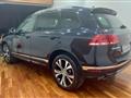 VOLKSWAGEN TOUAREG 3.0 TDI 204 CV tiptronic BlueMotion Sport R-LINE