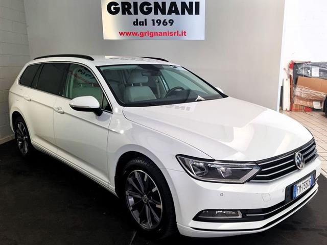 VOLKSWAGEN PASSAT Variant 1.6 TDI SCR DSG Business BMT