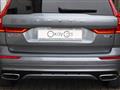 VOLVO XC60 B4 (d) AWD Geartronic R-design