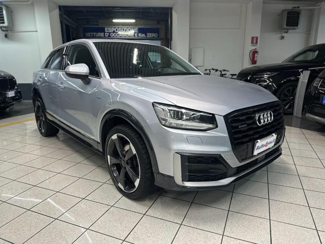 AUDI Q2 40 TFSI quattro S tronic Identity Black