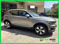 VOLVO XC40 T2 Geartronic Momentum Pro