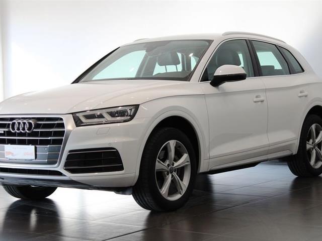 AUDI Q5 2.0 TDI quattro S tronic Business Sport