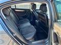 VOLKSWAGEN PASSAT 2.0 TDI Highline BlueM. Tech.