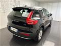 VOLVO XC40 T2 Geartronic Momentum Pro