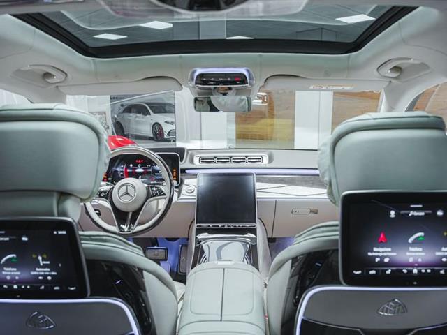 MERCEDES MAYBACH S 680 First Class