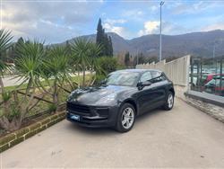 PORSCHE Macan 2.0 T