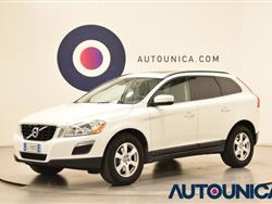 VOLVO XC60 2.0 DRIVe KINETIC TETTO