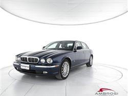 JAGUAR XJ 2.7 D V6 cat Executive