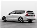 VOLVO V60 B4 automatico Plus Dark - MY25