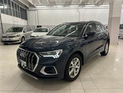 AUDI Q3 40 TDI quattro S tronic Business Advanced