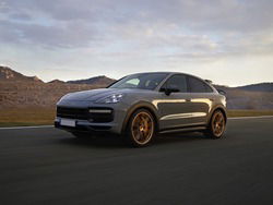 PORSCHE CAYENNE Coupé