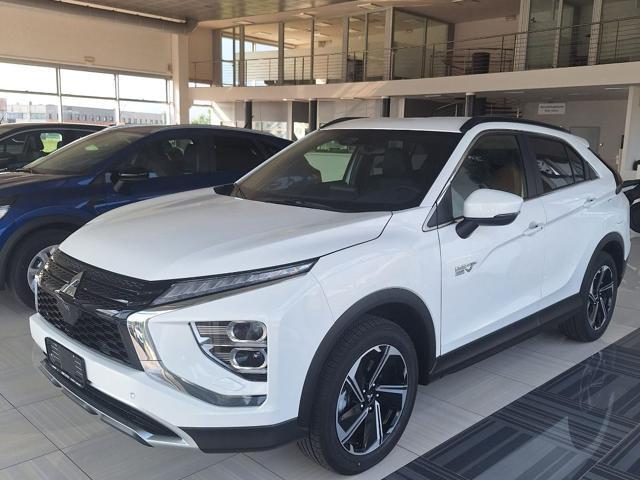 MITSUBISHI ECLIPSE CROSS 2.4 MIVEC 4WD PHEV Instyle SDA Pack 0