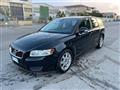 VOLVO V50 D2 R-design