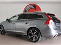 VOLVO V60 (2010) D6 Hybrid AWD Geart Momentum R-Design TettoGancio