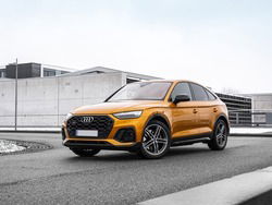 AUDI SQ5 SPORTBACK SQ5 SPB TDI quattro tiptronic