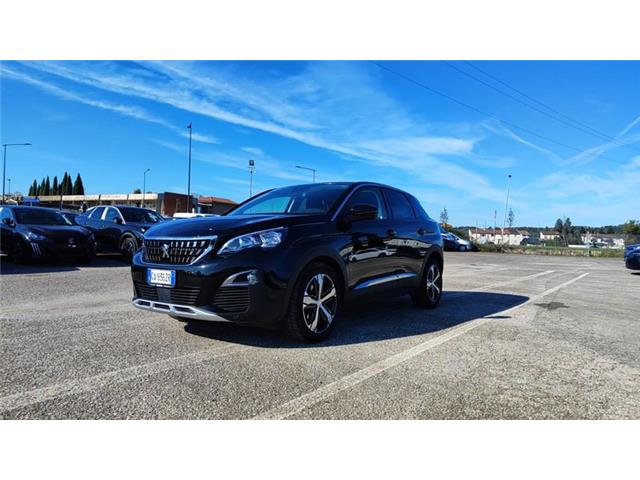 PEUGEOT 3008 BlueHDi 130 S&S Allure