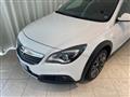 OPEL INSIGNIA 2.0 CDTI 4x4 Country Tourer XENON Pelle Navi