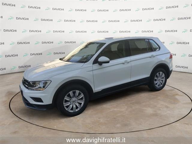 VOLKSWAGEN TIGUAN 1.6 TDI SCR Urban BlueMotion Technology