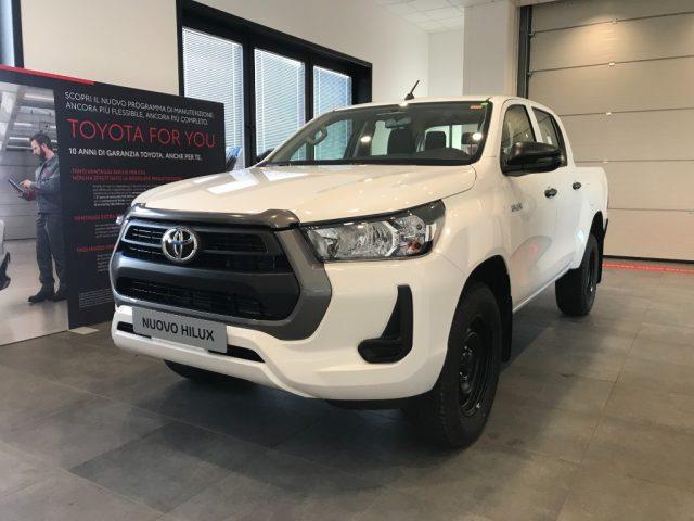 TOYOTA HILUX 2.4 D-4D 4WD 4 porte Double Cab Comfort