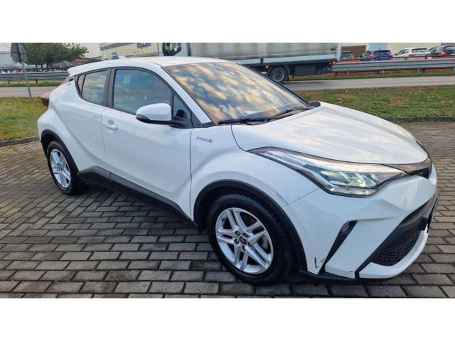 TOYOTA C-HR 1.8 Hybrid E-CVT Active