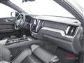 VOLVO XC60 B4 (d) AWD Plus Dark