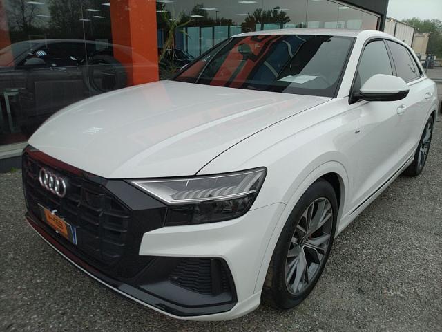 AUDI Q8 50 TDI 286 CV quattro tiptronic Sport