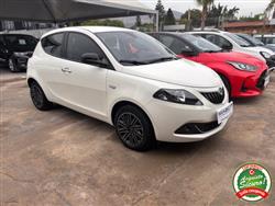 LANCIA YPSILON 1.0 FireFly 5 porte S&S Hybrid Platino