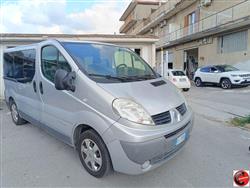 RENAULT Trafic 9 POSTI PASSENGER