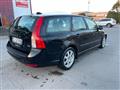 VOLVO V50 D2 R-design