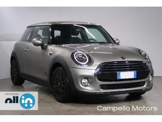 MINI MINI 5 PORTE 3/5 porte  1.5 Cooper D Hype Aut.