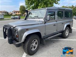 LAND ROVER DEFENDER 110 2.4 TD4 Station Wagon HSE