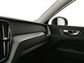 VOLVO XC60 B4 automatico Plus Dark - Pronta consegna