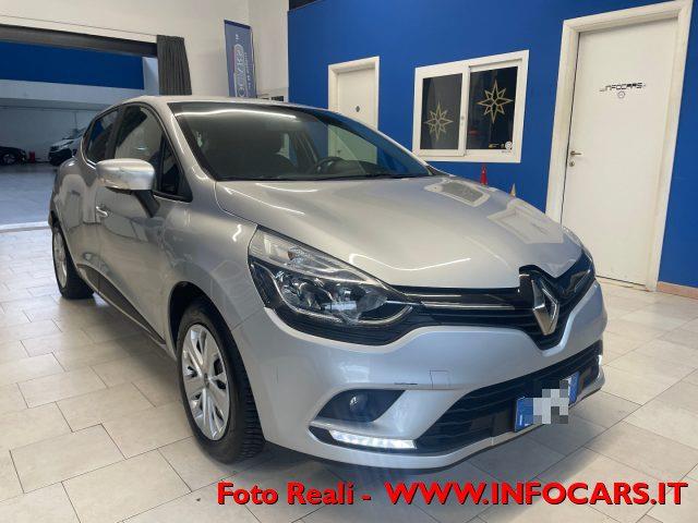 RENAULT CLIO TCe 75 CV 5 porte Business NEOPATENTATI