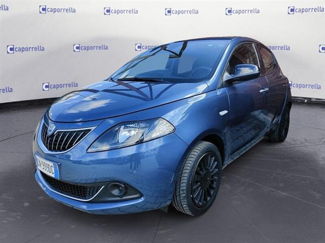 LANCIA YPSILON 1.0 FireFly 5 porte S&S Hybrid Ecochic Silver