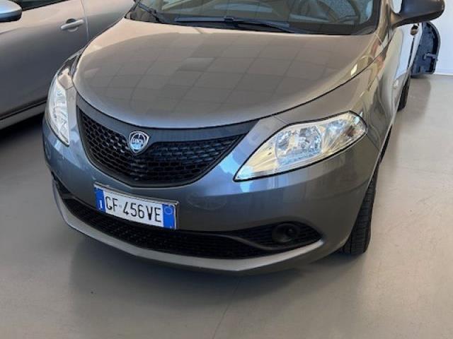 LANCIA YPSILON 1.0 FireFly 5 porte S&S Hybrid Ecochic Gold