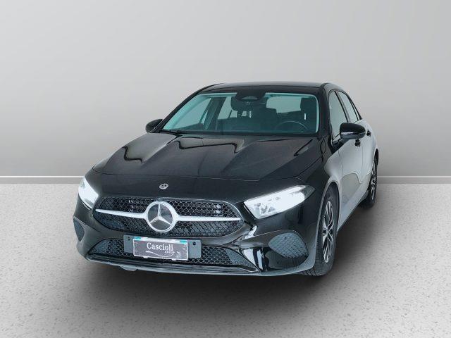 MERCEDES CLASSE CLA COUPE sse A - W177 2023 - A 180 d Advanced auto