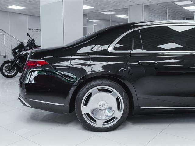 MERCEDES MAYBACH S 680 First Class