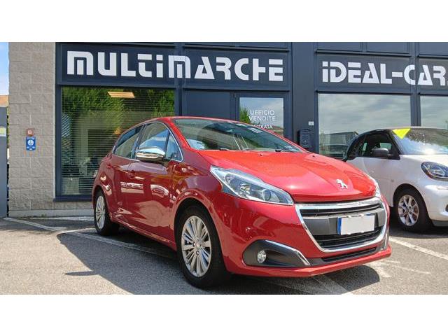 PEUGEOT 208 (2012) PureTech 82 Stop&Start 5 porte NEOPATENTATI