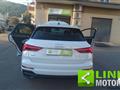 AUDI Q3 35 TDI S tronic Identity Blacks