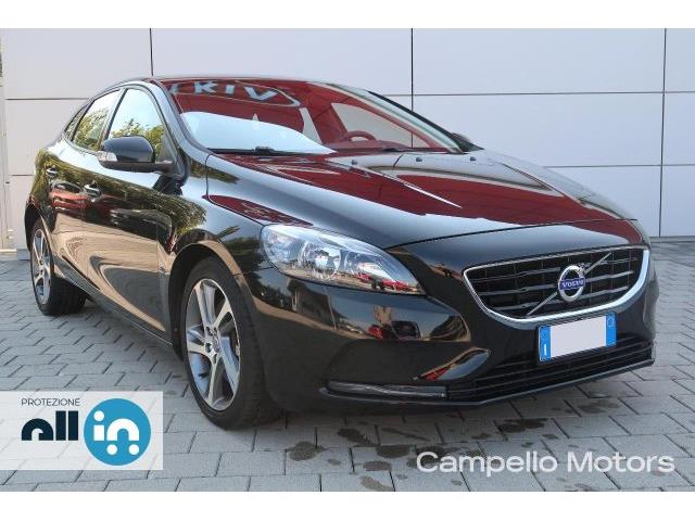 VOLVO V40 D2 Geartronic Momentum