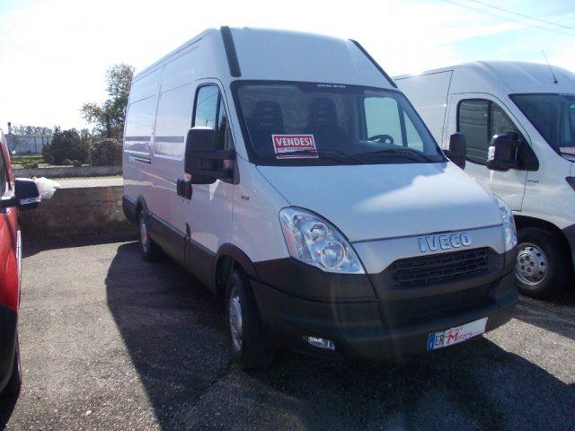 IVECO DAILY 33S11V 2.3 HPT PC-SL-TM Furgone