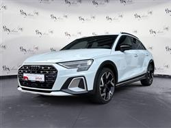 AUDI A3 ALLSTREET A3 allstreet 35 TDI S tronic Identity Contrast