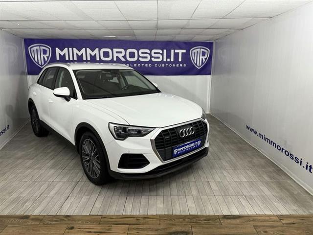 AUDI Q3 40 TFSI quattro S tronic Business Advanced