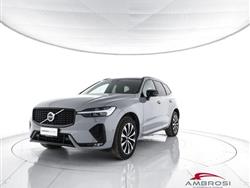 VOLVO XC60 B4 automatico Plus Dark