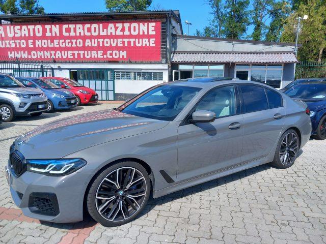 BMW SERIE 5 M550i 48V xdrive IVA ESPOSTA