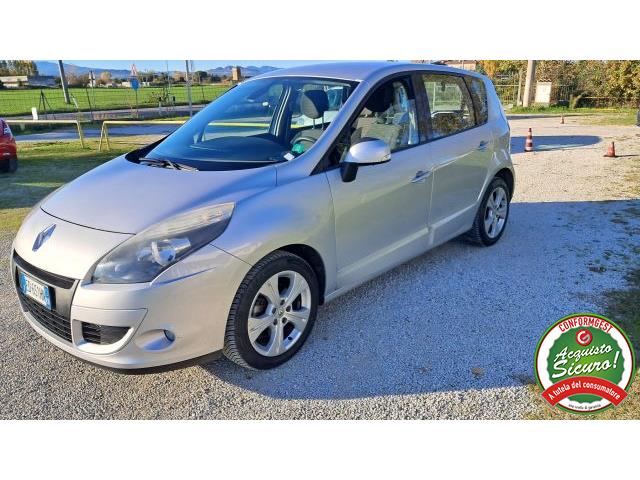 RENAULT SCENIC 1.5 dCi 110CV Dynamique