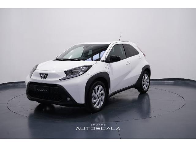 TOYOTA NUOVA AYGO X 1.0 VVT-i 72 CV 5 porte Active S-CVT