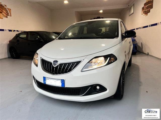 LANCIA Ypsilon 1.0 FireFly 5p. S&S Hybrid Oro