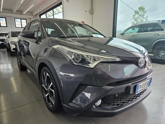 TOYOTA C-HR 1.8h Active 2wd e-cvt